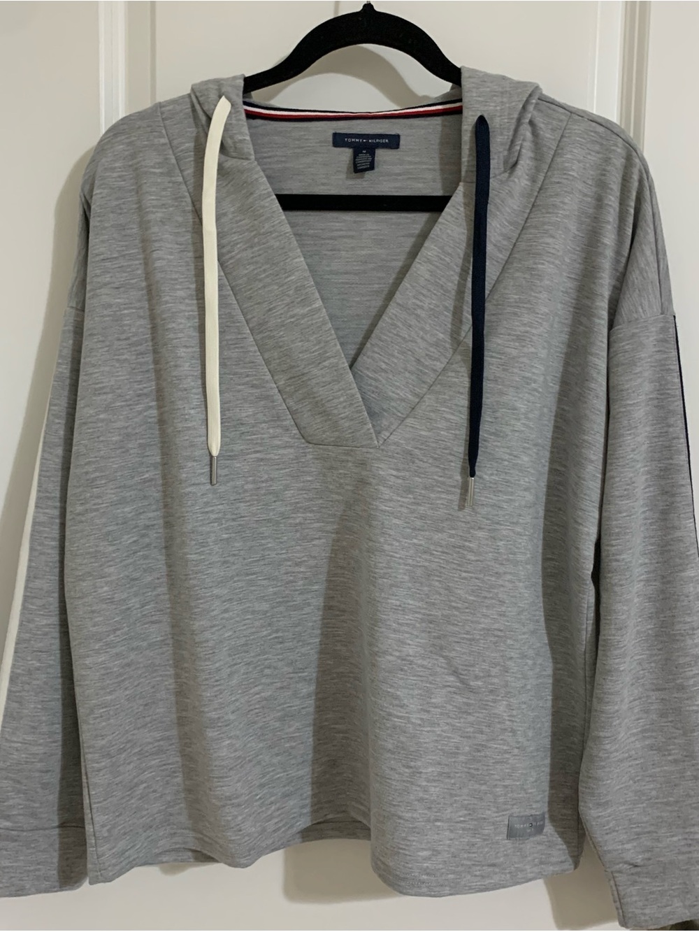 Tommy Hilfiger Light Gray V-Neck Hoodie Sweater with Contrast Drawstrings, M